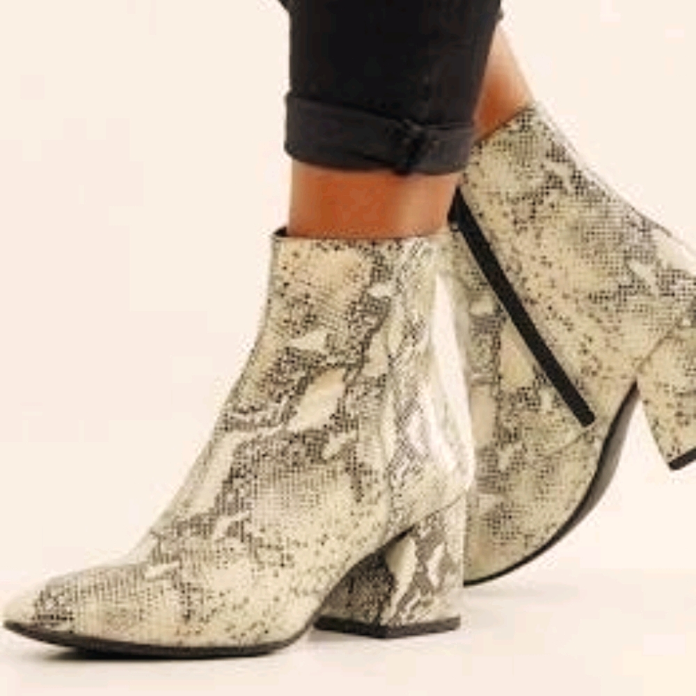 Vagabond New Olivia Leather Snakeskin Ankle Booties Womens Size 41 US 9.5‎
